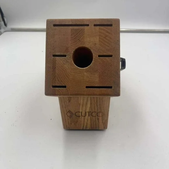 Cutco Oak Wood Knife Block 6 Slot Storage with‎ Built-in Sharpener Made in USA - Picture 3 of 8
